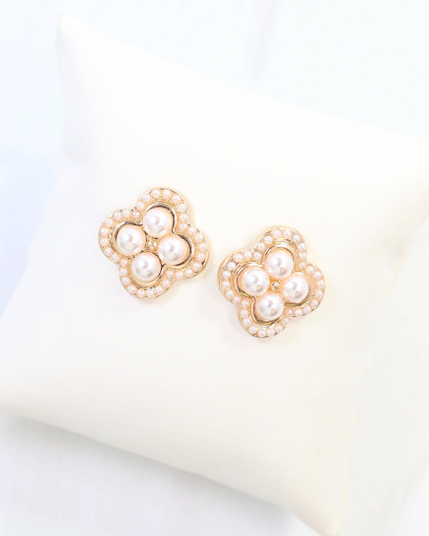 Caroline Hill | Lindell Pearl Stud Earrings