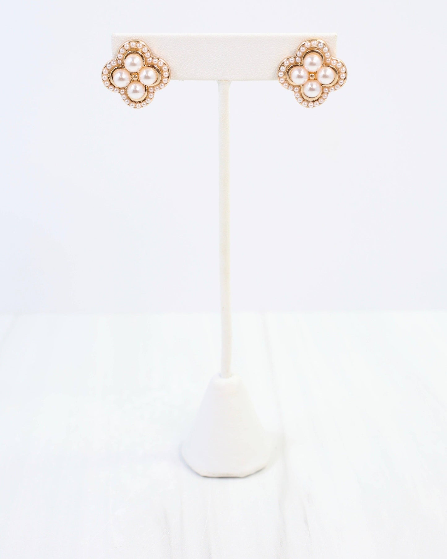 Caroline Hill | Lindell Pearl Stud Earrings