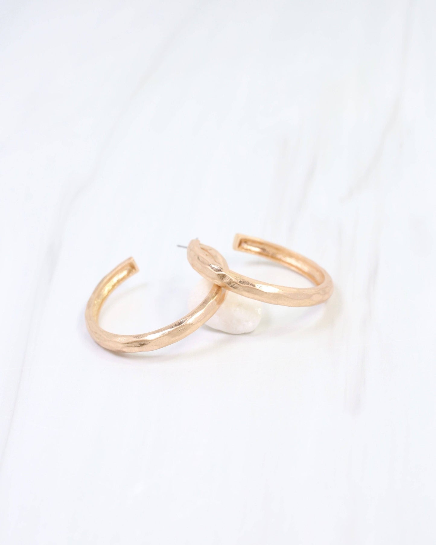 Caroline Hill | Hyde Park Hammered Hoop Earring