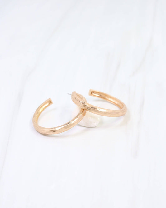 Caroline Hill | Hyde Park Hammered Hoop Earring